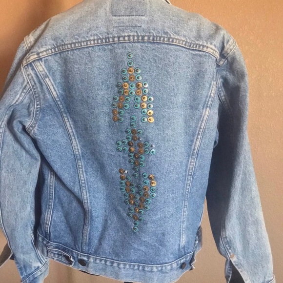Vintage Levi’s Jean Trucker Jacket - Picture 4 of 9